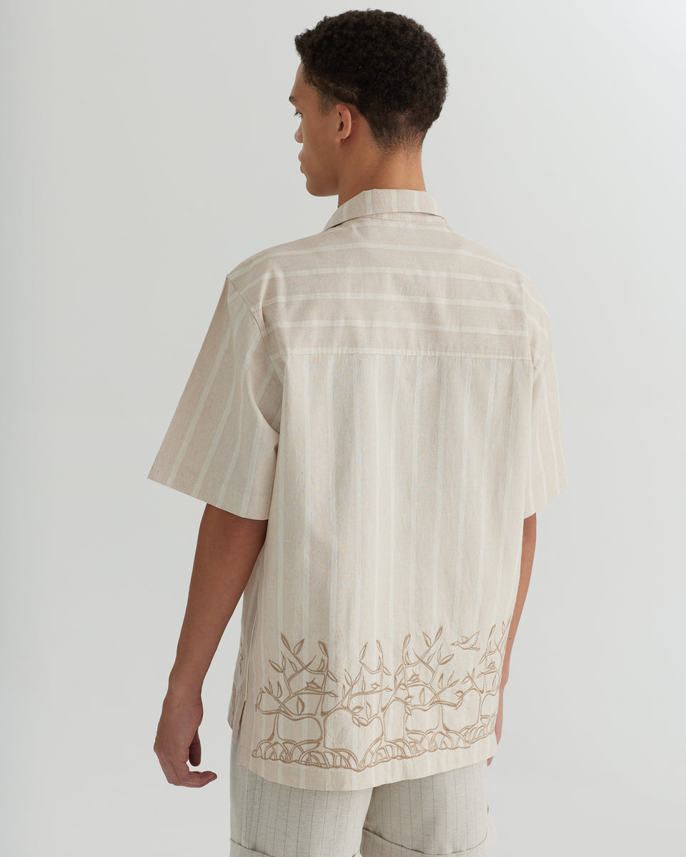 Camisa Manga Curta Bordada
